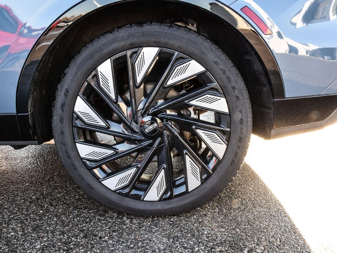 2025 Lincoln Nautilus Reserve 203A   Jet PKG   Lease Me! Photo