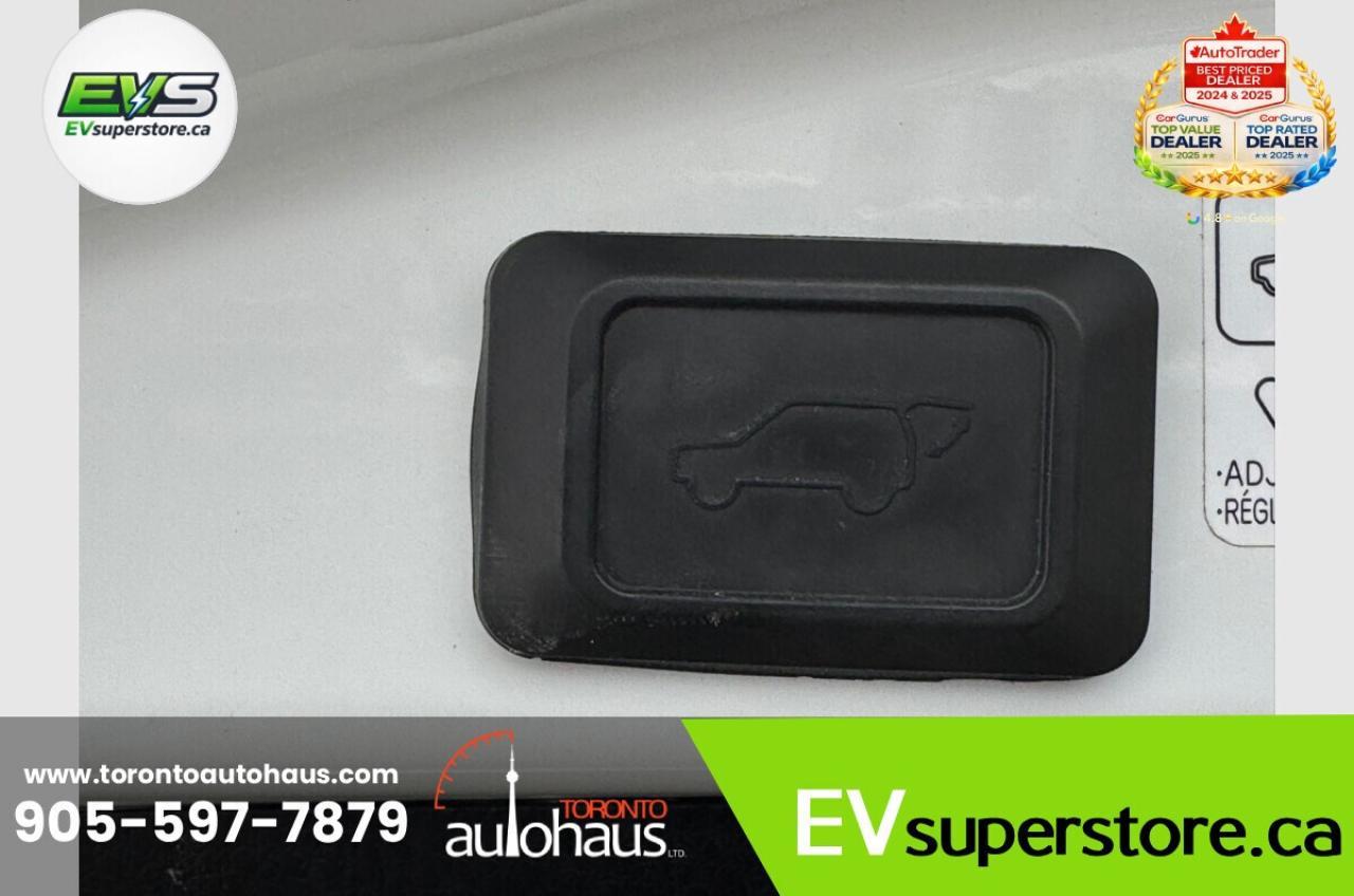 2018 Toyota RAV4 Hybrid SE/NO ACCIDENTS Photo