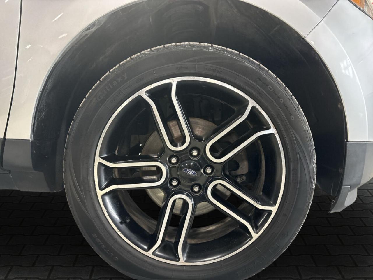 2014 Ford Edge SEL AWD /Leather/Sunroof/Back Up Cam/NAVI/Bluetoot Photo