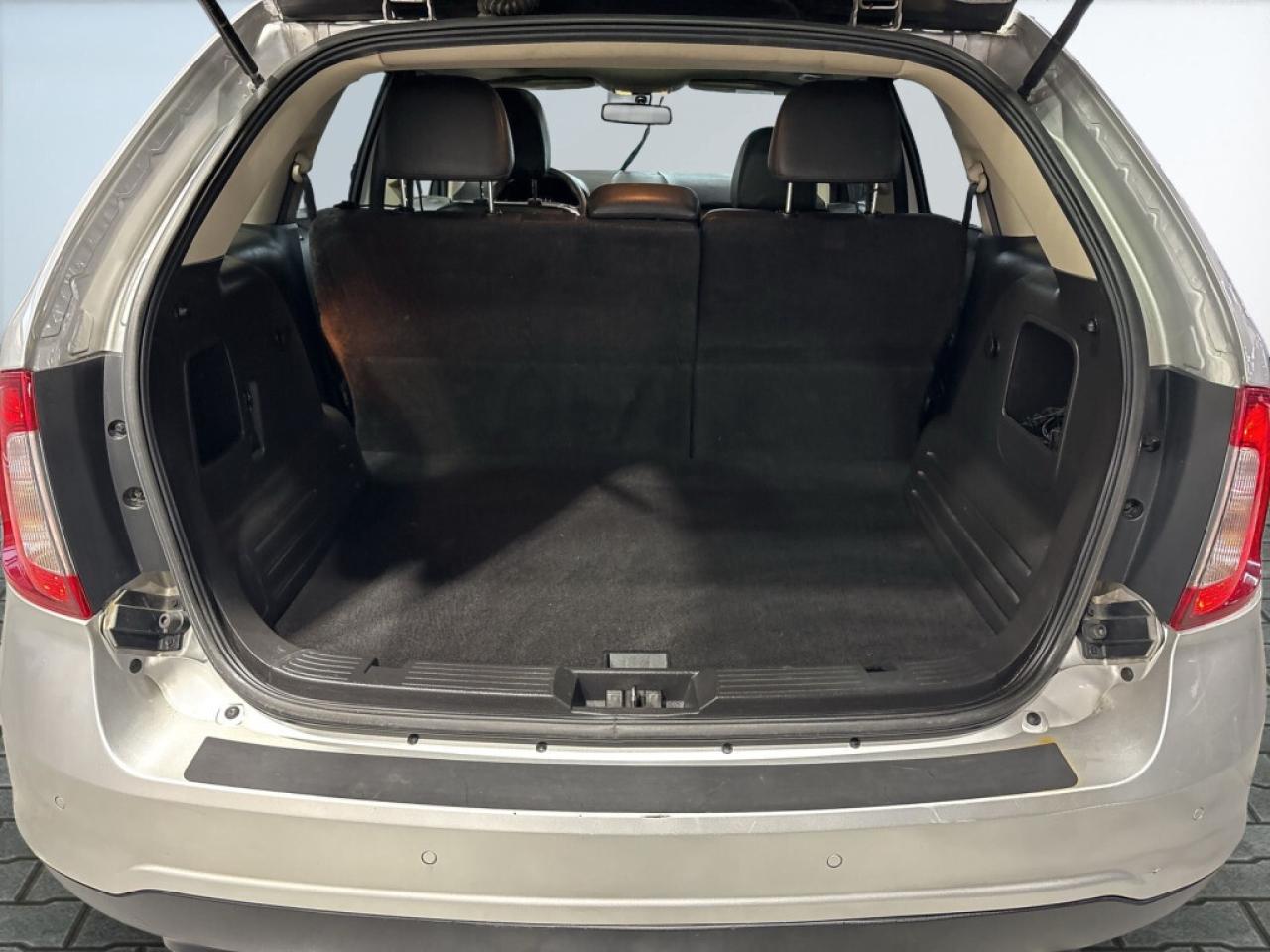 2014 Ford Edge SEL AWD /Leather/Sunroof/Back Up Cam/NAVI/Bluetoot Photo