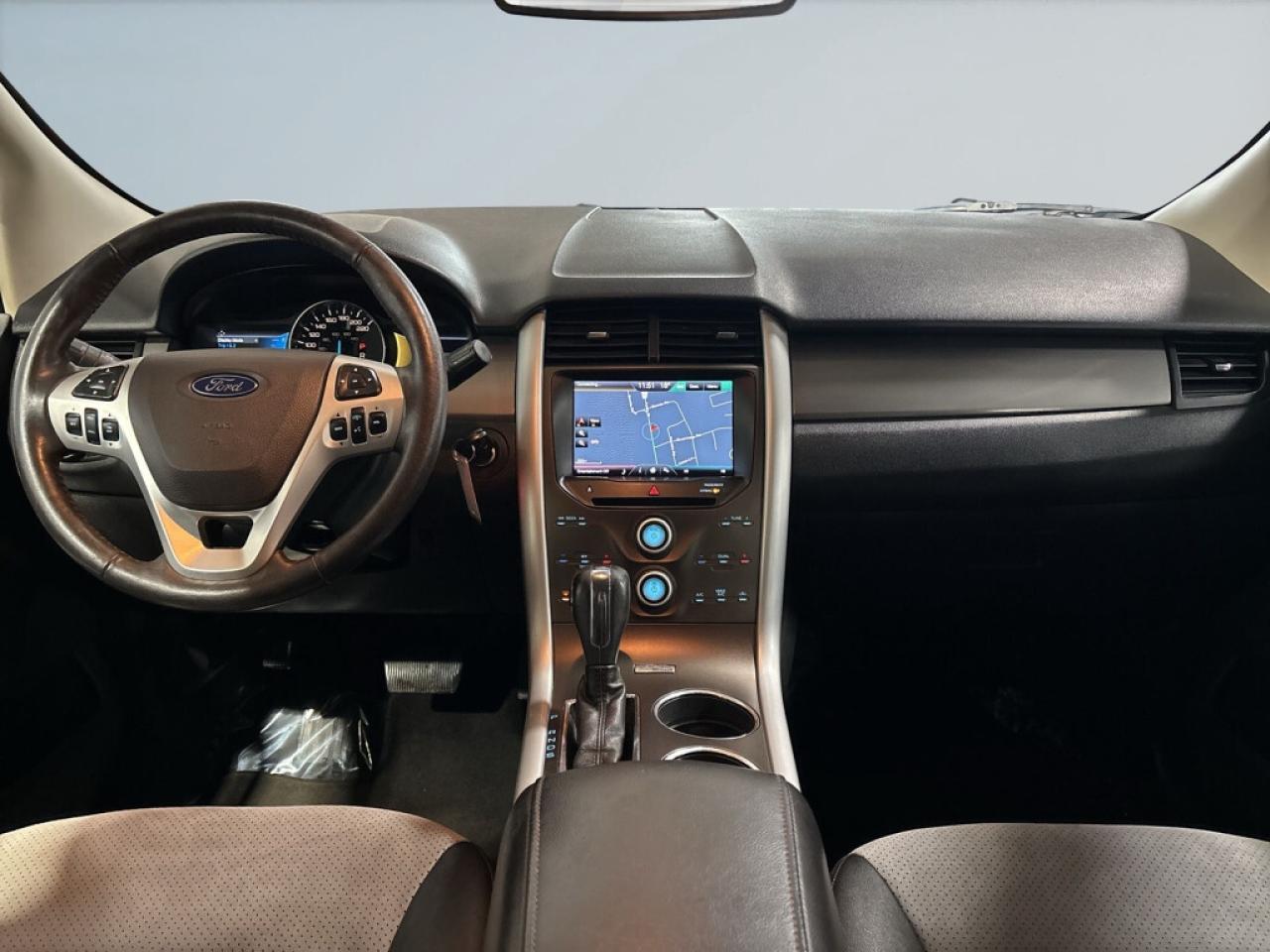 2014 Ford Edge SEL AWD /Leather/Sunroof/Back Up Cam/NAVI/Bluetoot Photo