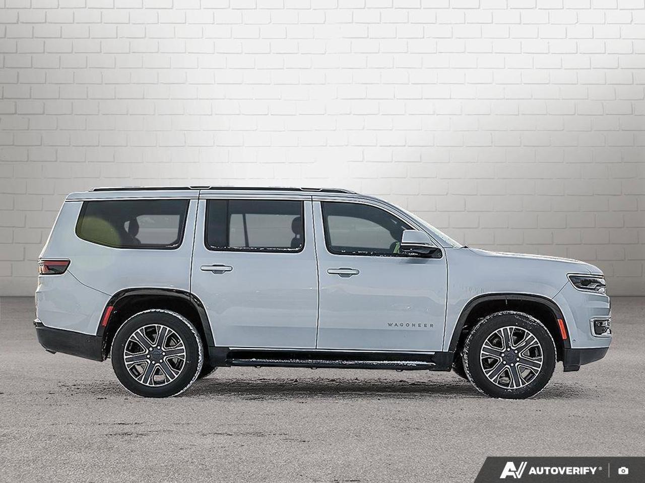 2022 Jeep Wagoneer Series IIISERIES III, 5.7L V8, AWD, LEATHER, NAV, Photo