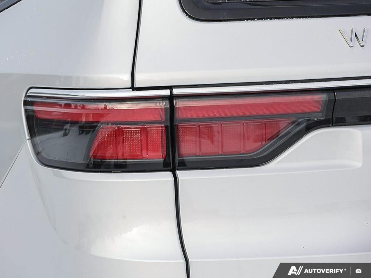 2022 Jeep Wagoneer Series IIISERIES III, 5.7L V8, AWD, LEATHER, NAV, Photo