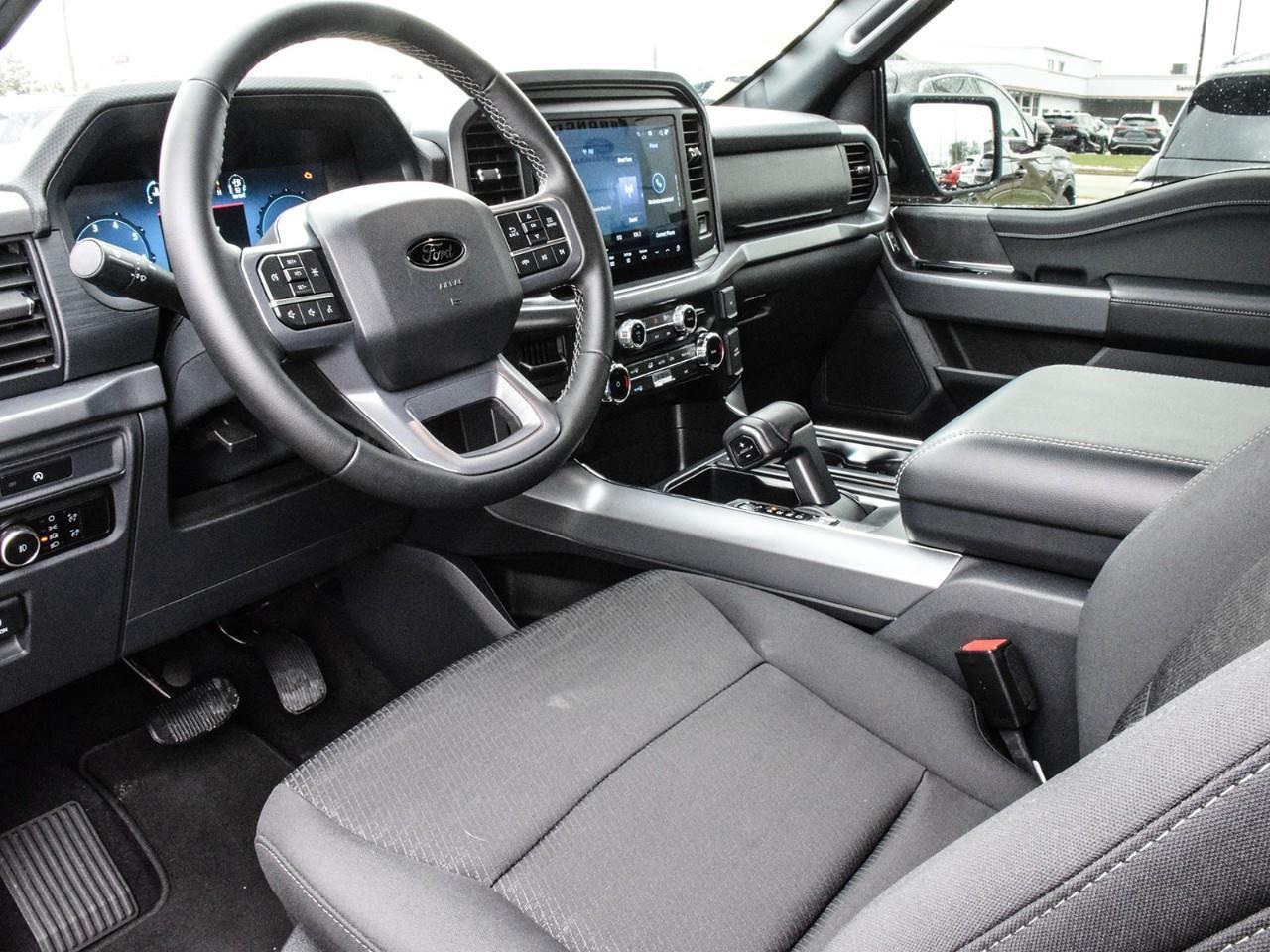 2025 Ford F-150 XLT Photo