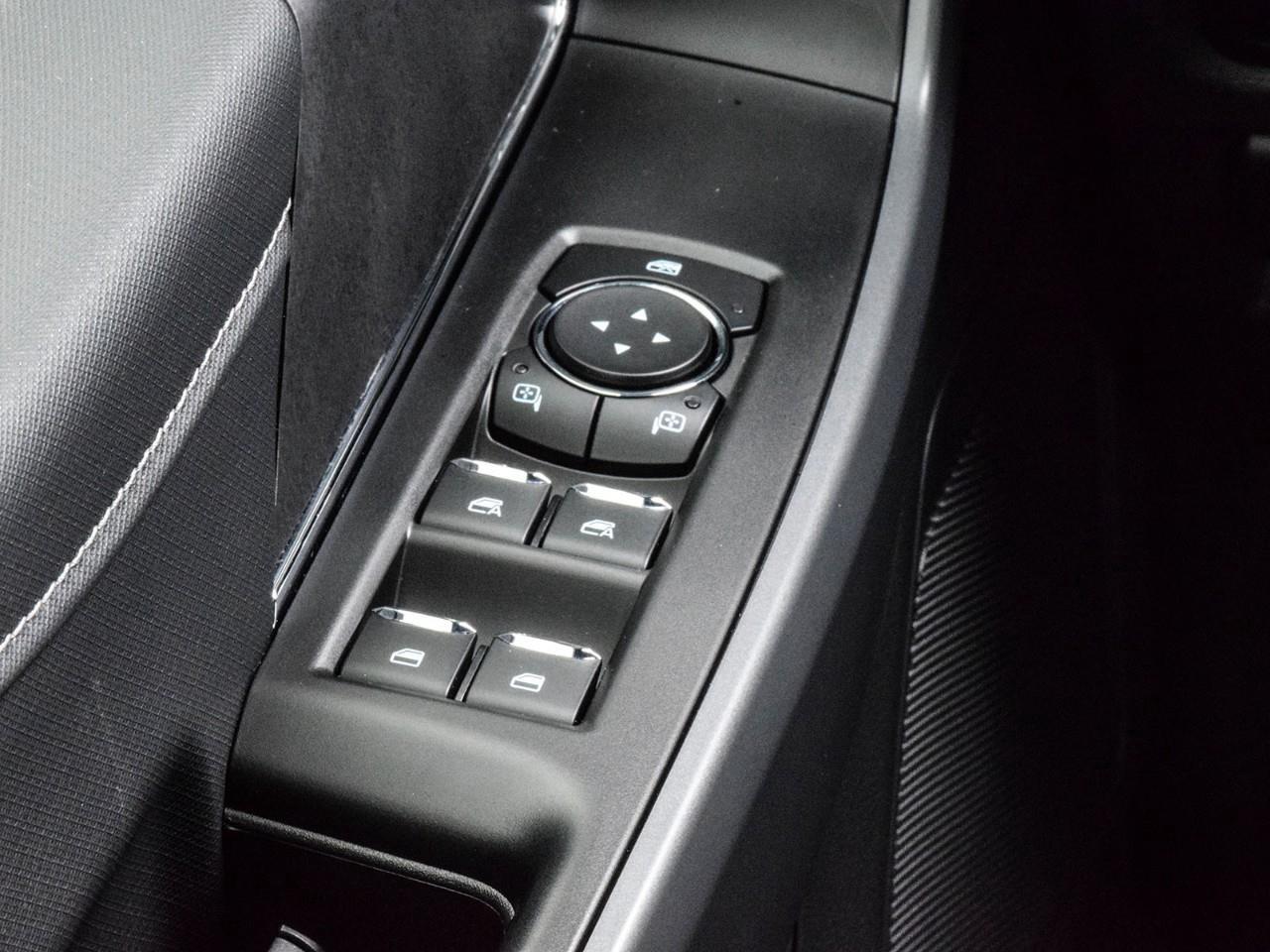 2025 Ford F-150 XLT Photo