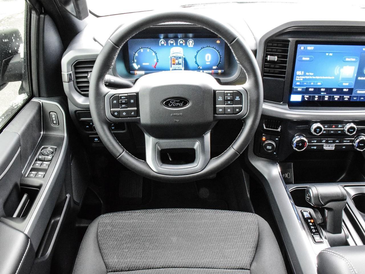 2025 Ford F-150 XLT Photo