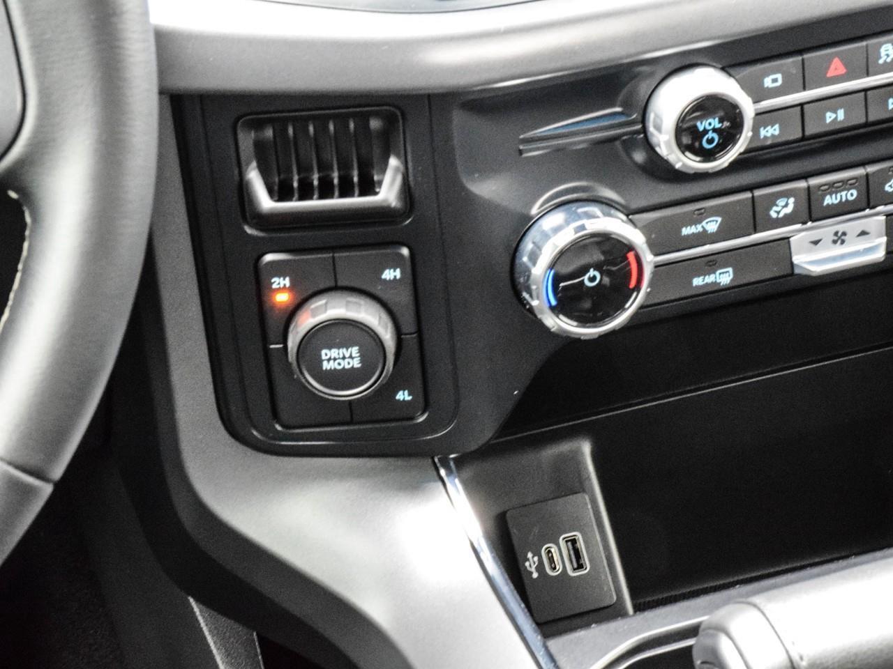 2025 Ford F-150 XLT Photo