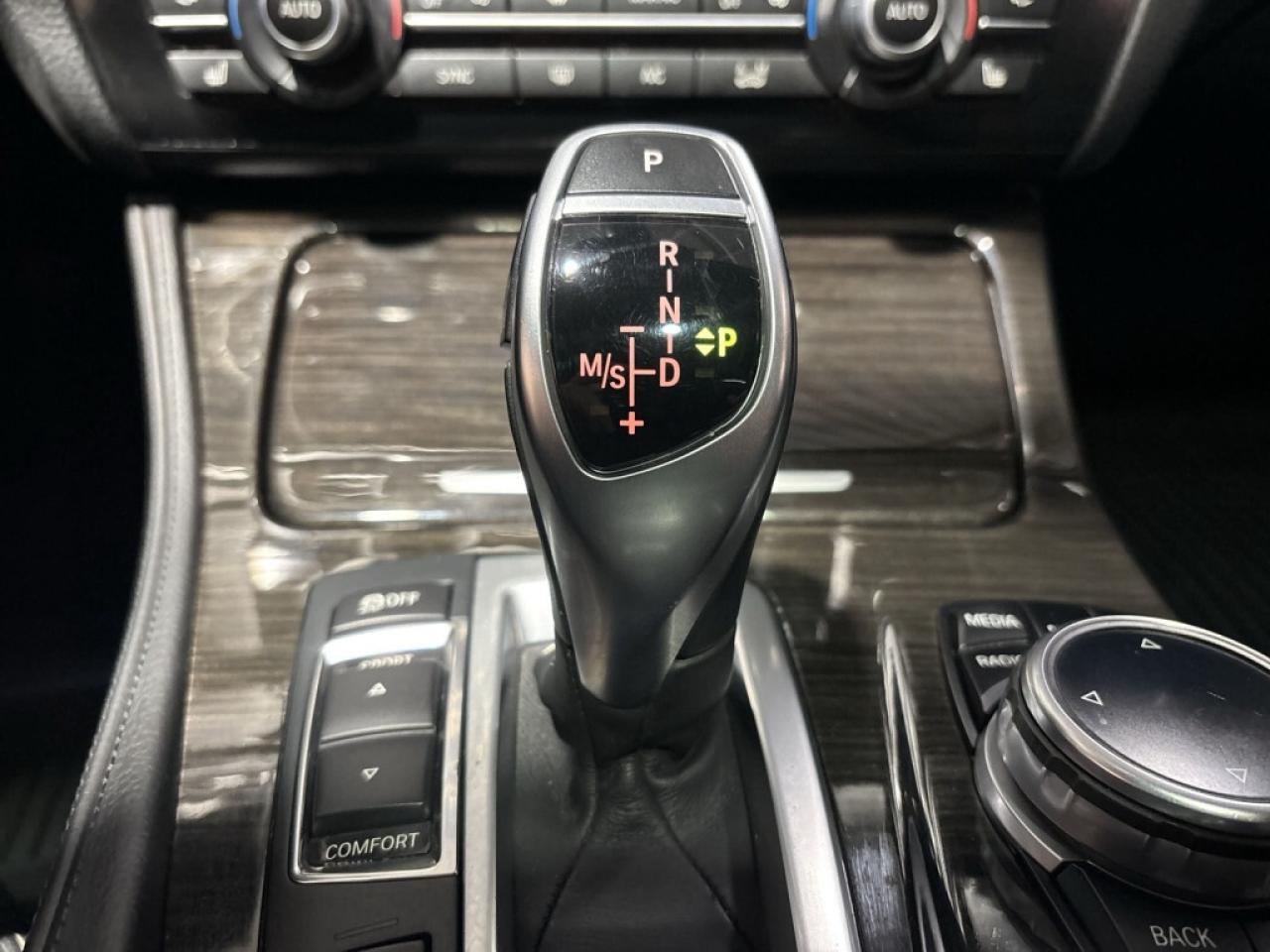 2015 BMW 528 xDrive M Sport Pkg/NAVI/Leather/Sunroof/ Amazing C Photo