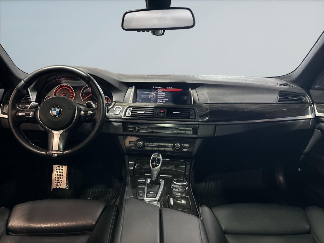 2015 BMW 528 xDrive M Sport Pkg/NAVI/Leather/Sunroof/ Amazing C Photo