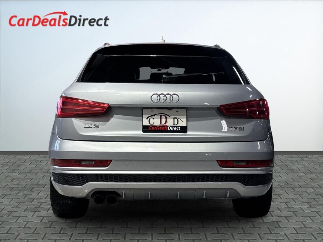 2018 Audi Q3 2.0 TFSI Progressiv S Line/Leather/NAVI/Sunroof/Cl Photo