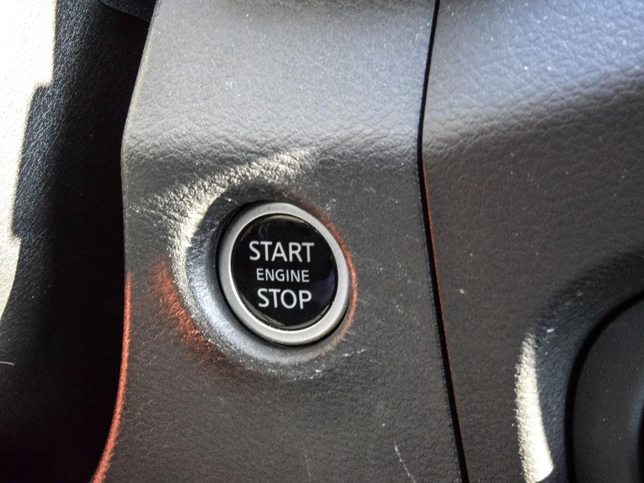 2023 Nissan Frontier PRO-4X BLIS   Heated Seats/Steering Wheel Photo