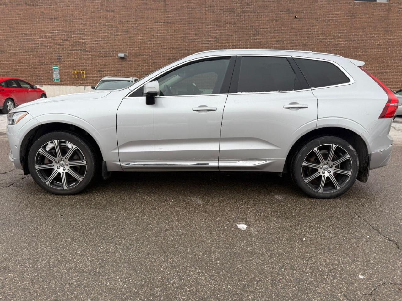 2020 Volvo XC60 T6 Inscription  AWD /Clean Carfax/Service Records/ Photo