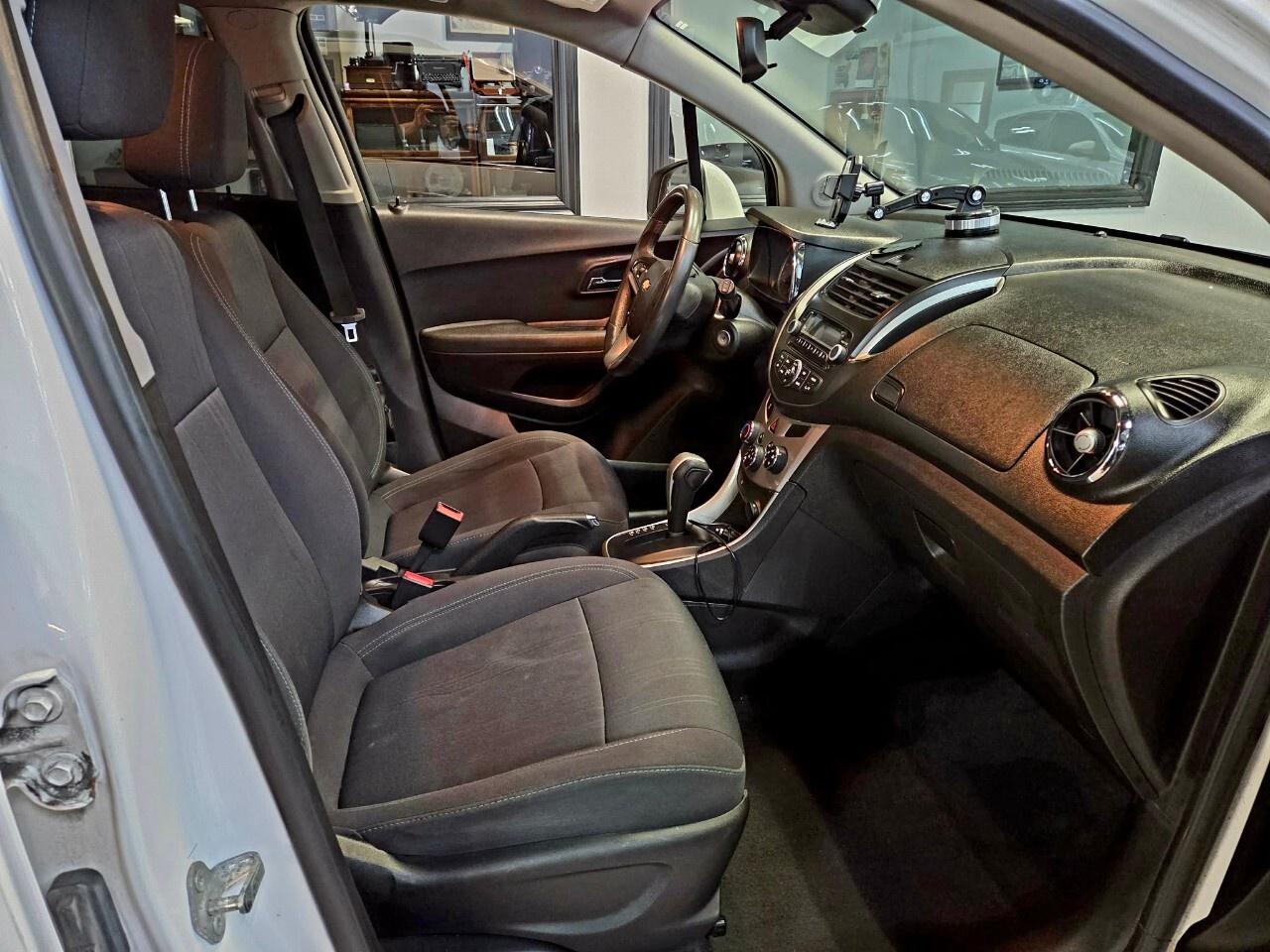 2013 Chevrolet Trax FWD 4dr LT w/1LT Low KMs/No Accidents/Bluetooth Photo