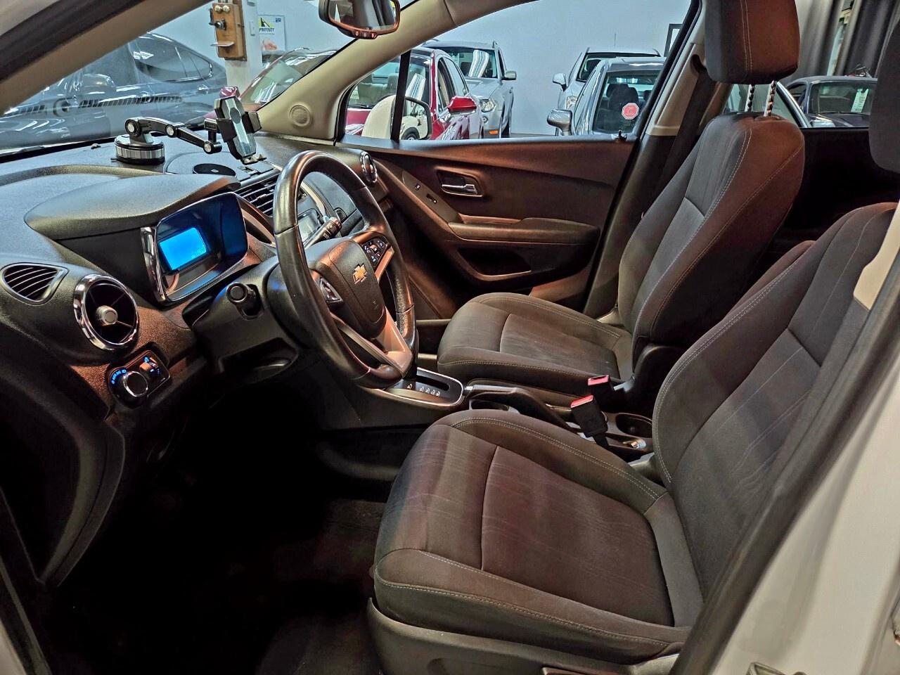 2013 Chevrolet Trax FWD 4dr LT w/1LT Low KMs/No Accidents/Bluetooth Photo