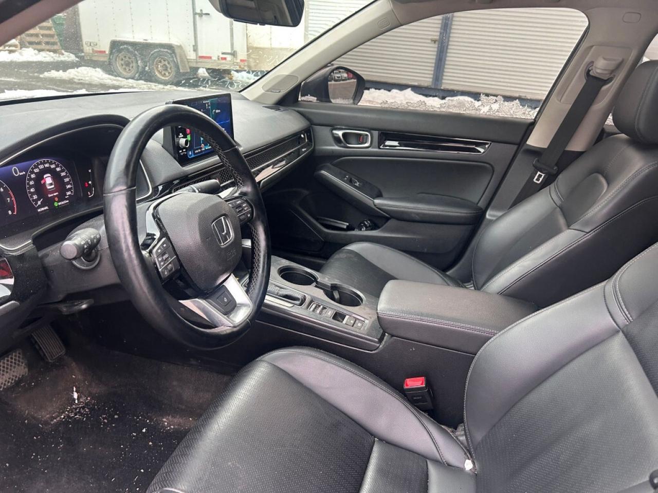 2022 Honda Civic Touring/Leather/NAVI/Sunroof/Drive Assist/Clean Ca Photo2