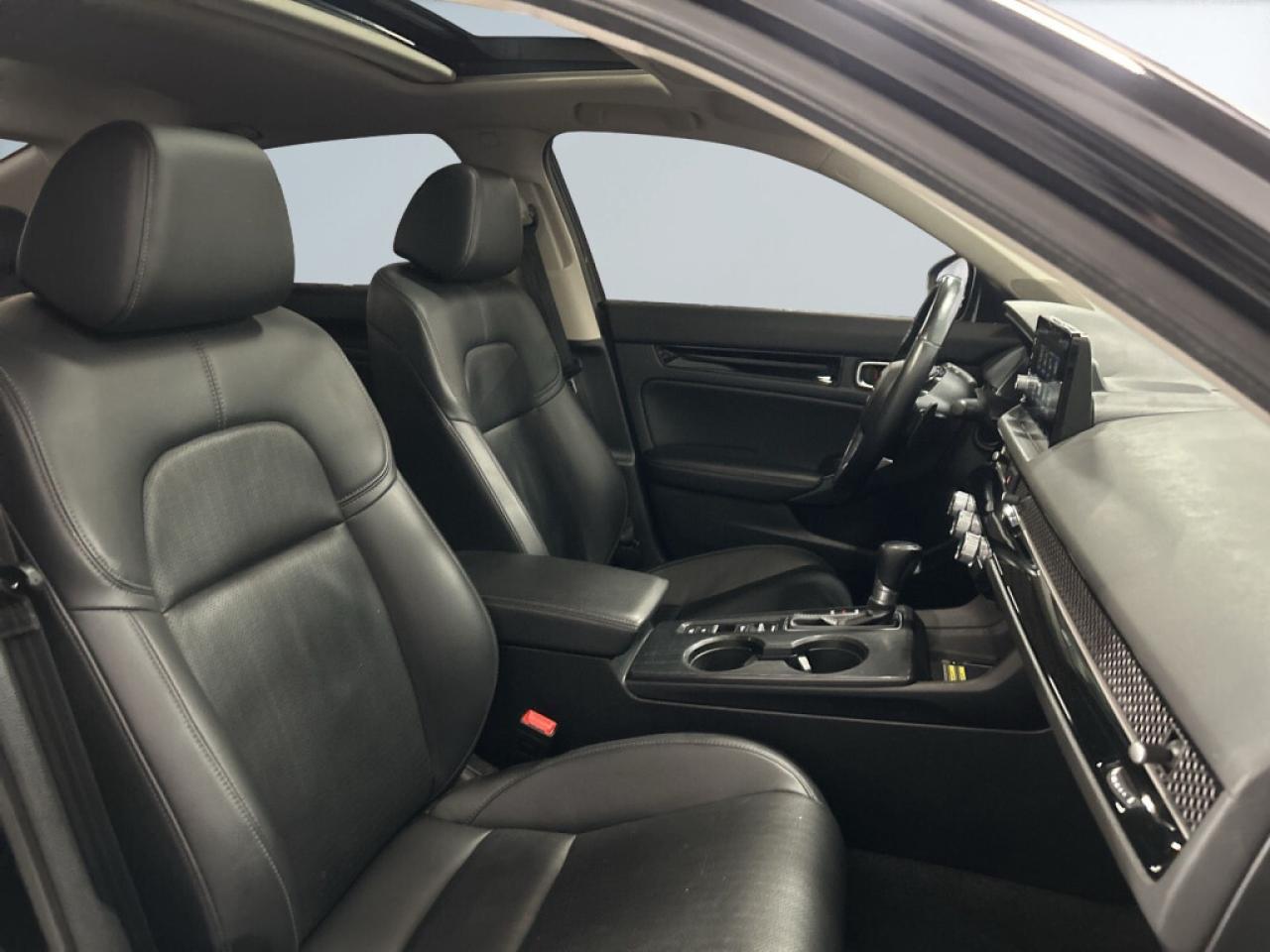 2022 Honda Civic Touring/Leather/NAVI/Sunroof/Drive Assist/Clean Ca Photo