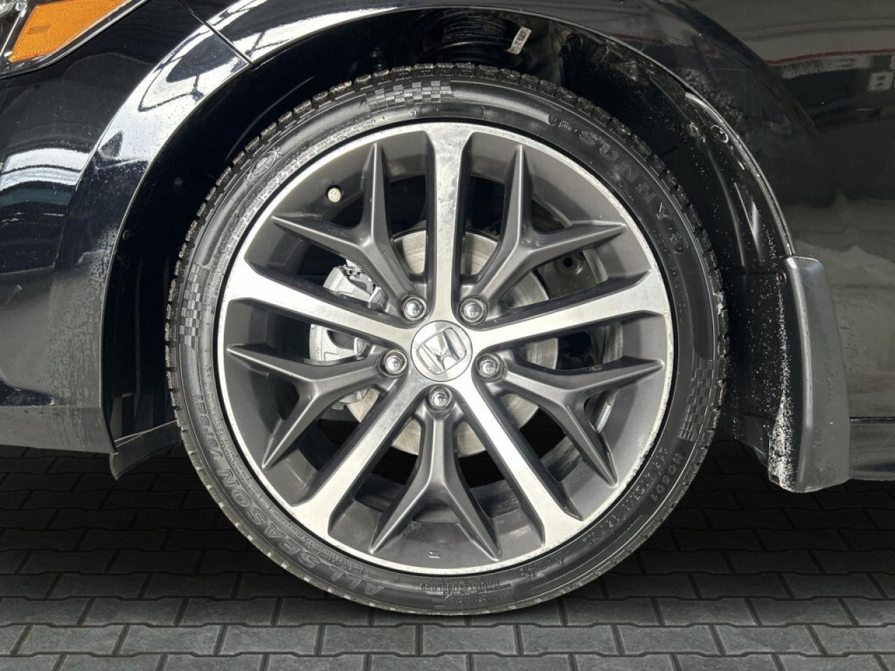 2022 Honda Civic Touring/Leather/NAVI/Sunroof/Drive Assist/Clean Ca Photo