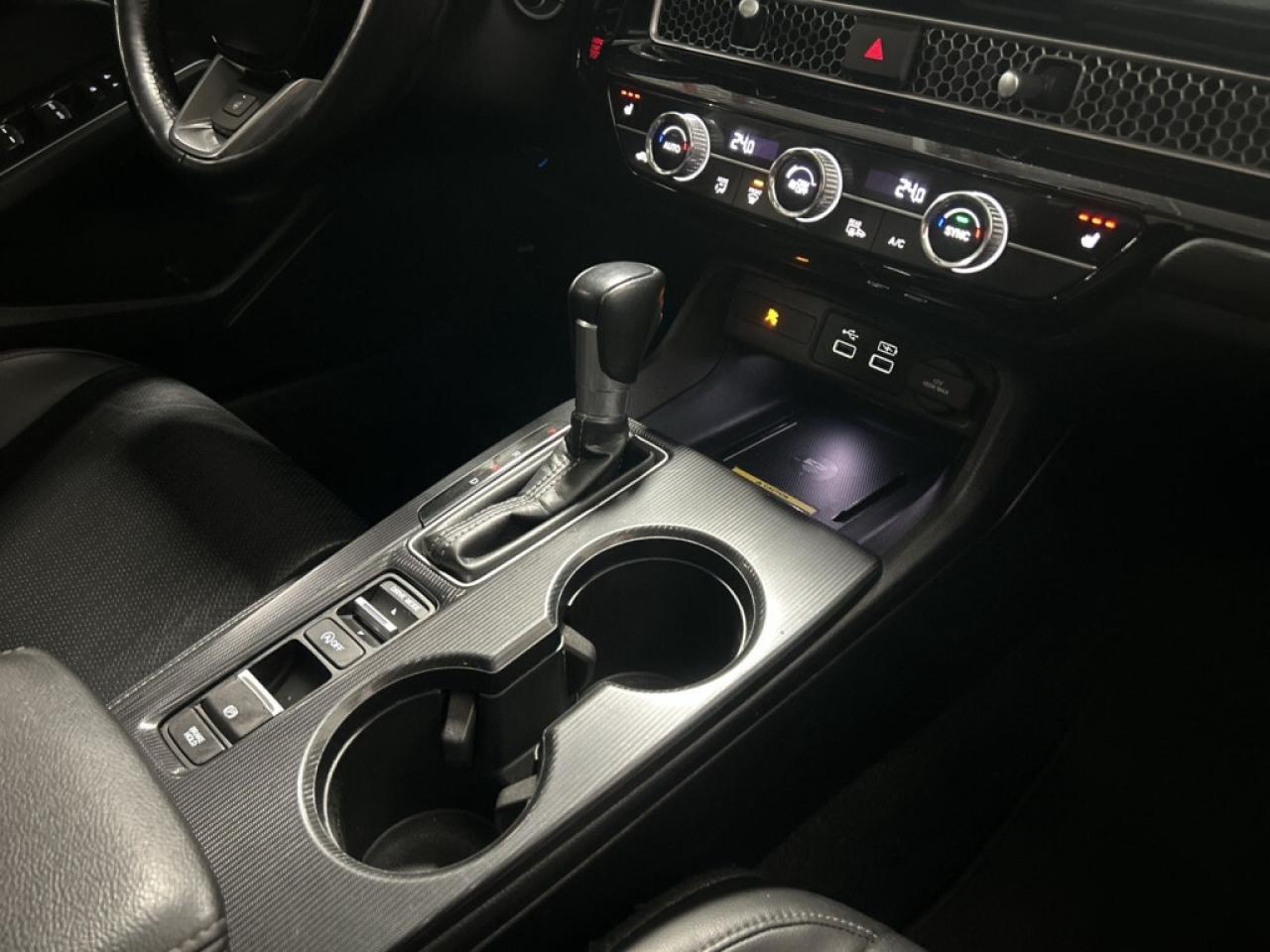 2022 Honda Civic Touring/Leather/NAVI/Sunroof/Drive Assist/Clean Ca Photo