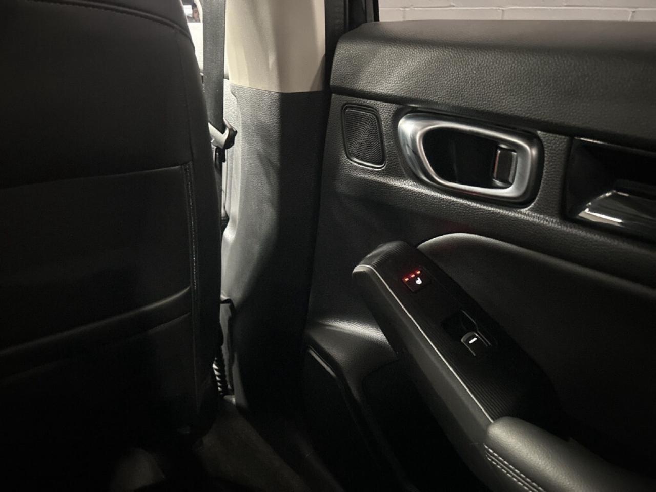 2022 Honda Civic Touring/Leather/NAVI/Sunroof/Drive Assist/Clean Ca Photo