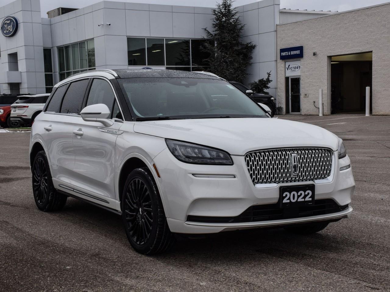 2022 Lincoln Corsair Reserve Panoroof   Jet Pkg   Elements Package Photo