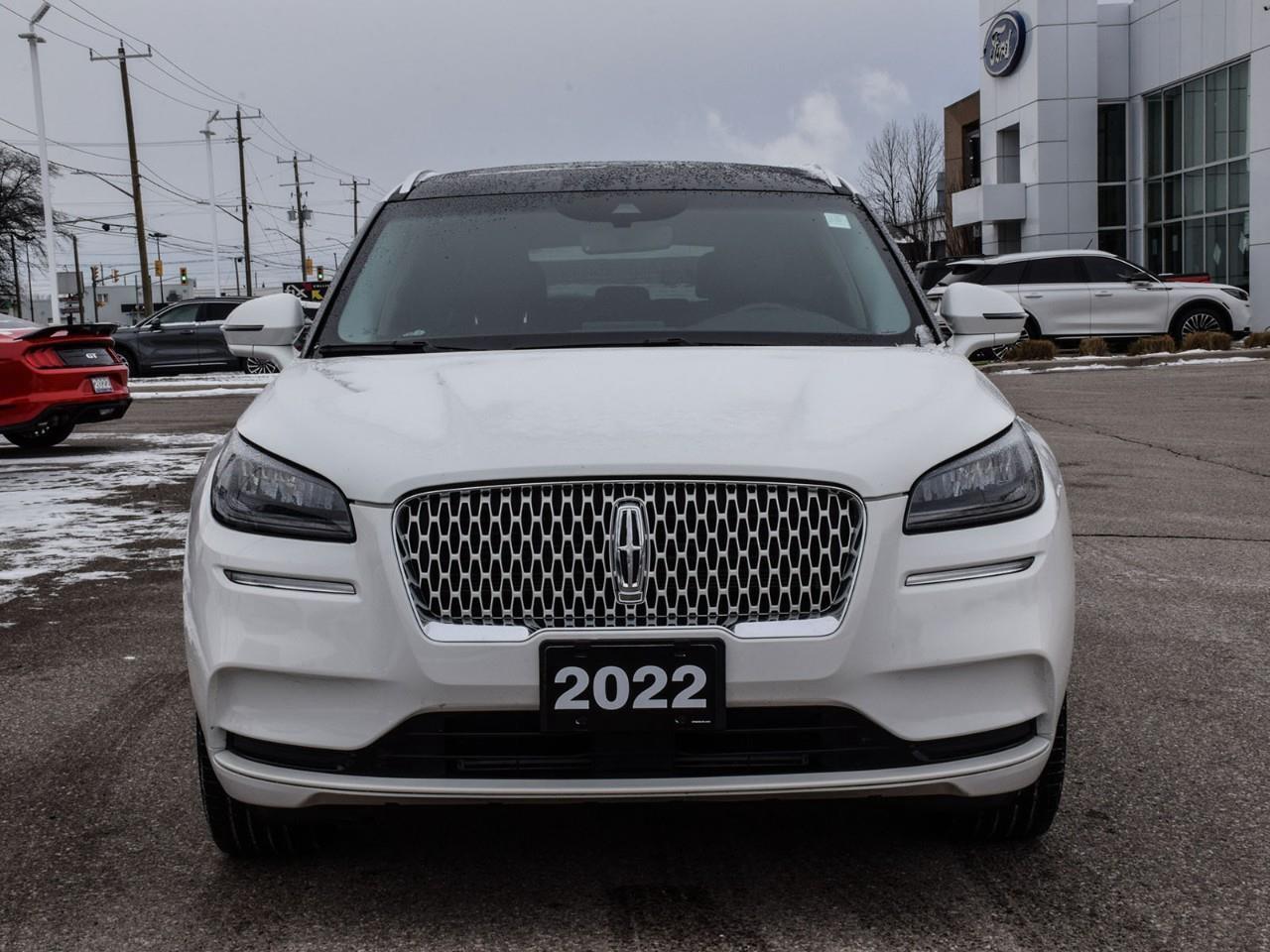 2022 Lincoln Corsair Reserve Panoroof   Jet Pkg   Elements Package Photo