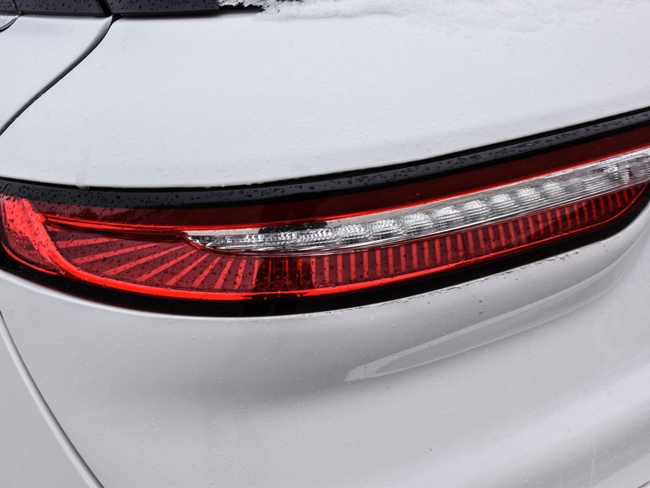 2022 Lincoln Corsair Reserve Panoroof   Jet Pkg   Elements Package Photo