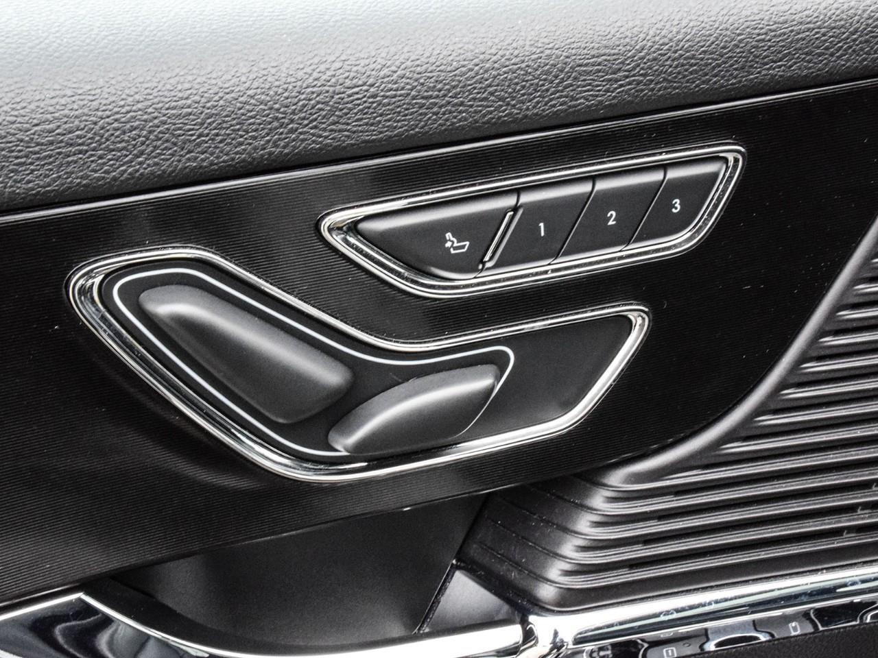 2022 Lincoln Corsair Reserve Panoroof   Jet Pkg   Elements Package Photo