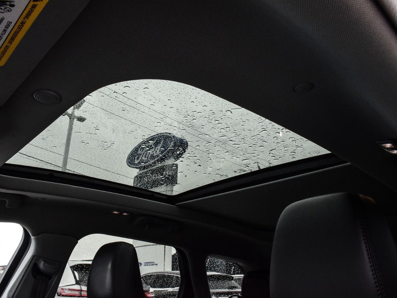 2022 Lincoln Corsair Reserve Panoroof   Jet Pkg   Elements Package Photo