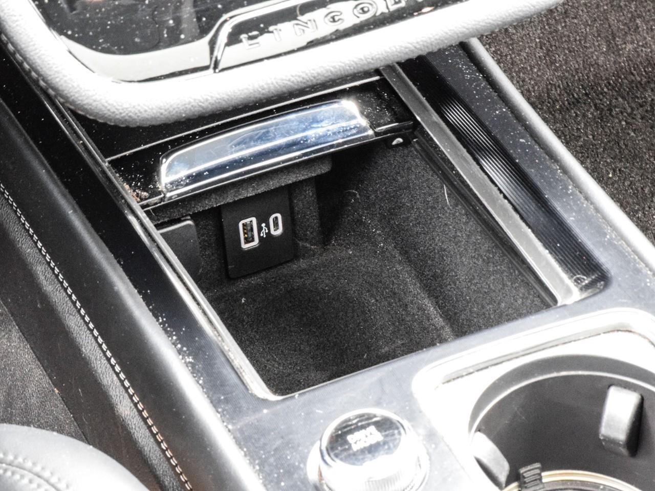 2022 Lincoln Corsair Reserve Panoroof   Jet Pkg   Elements Package Photo