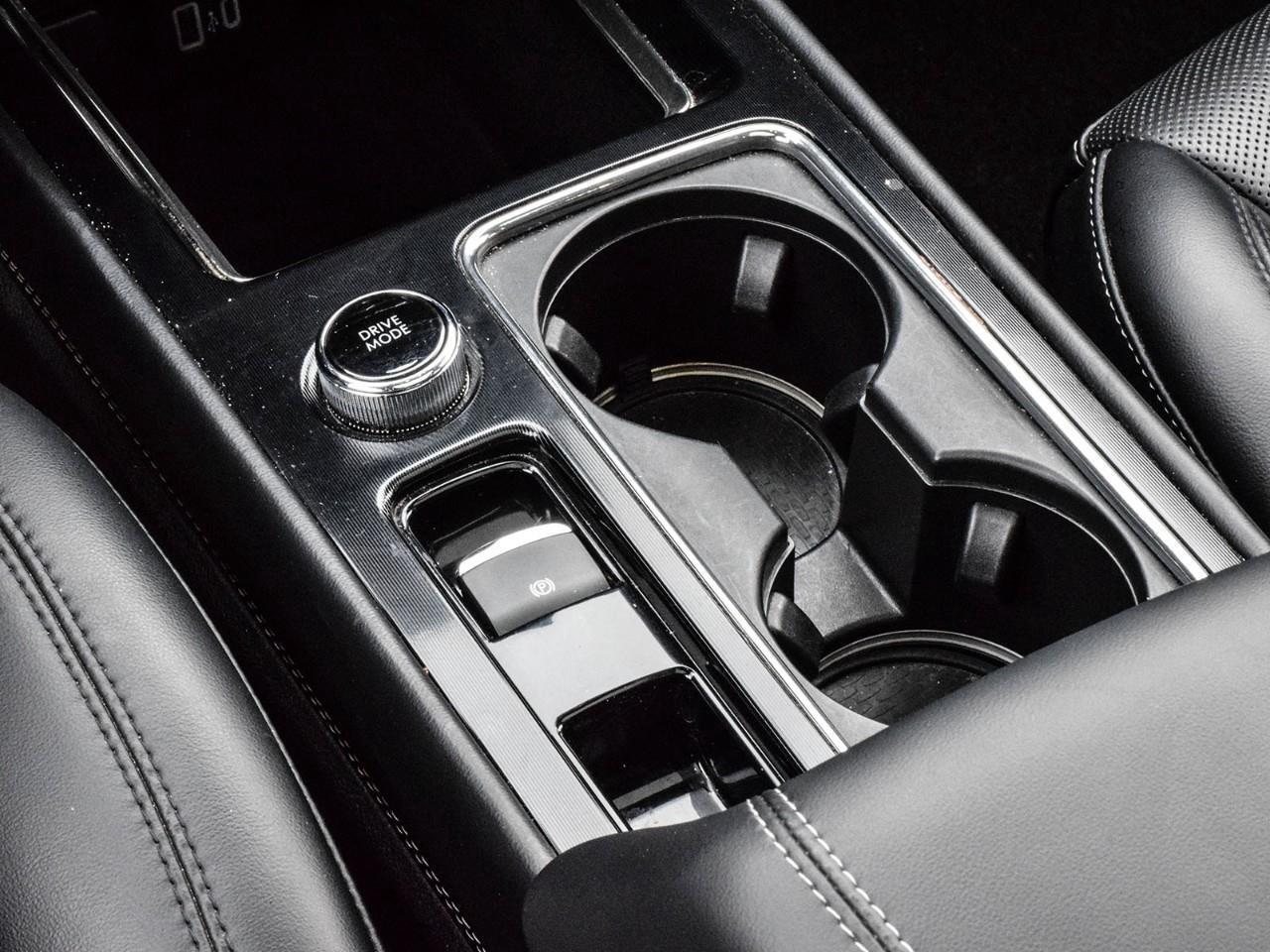 2022 Lincoln Corsair Reserve Panoroof   Jet Pkg   Elements Package Photo