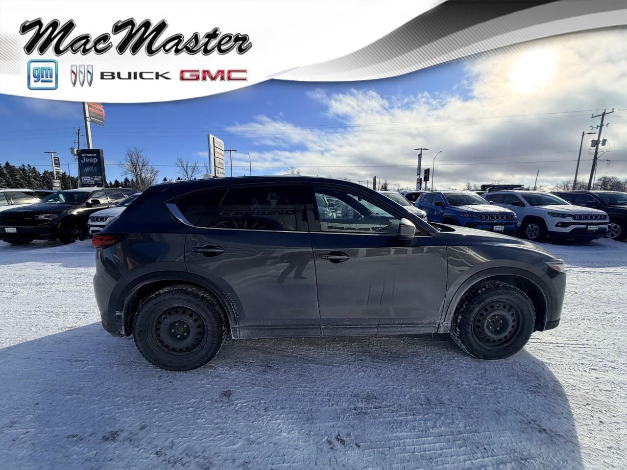 2020 Mazda CX-5 SignatureSIGNATURE, 2.5L SKYACTIV 4-CYLINDER, AWD, Photo