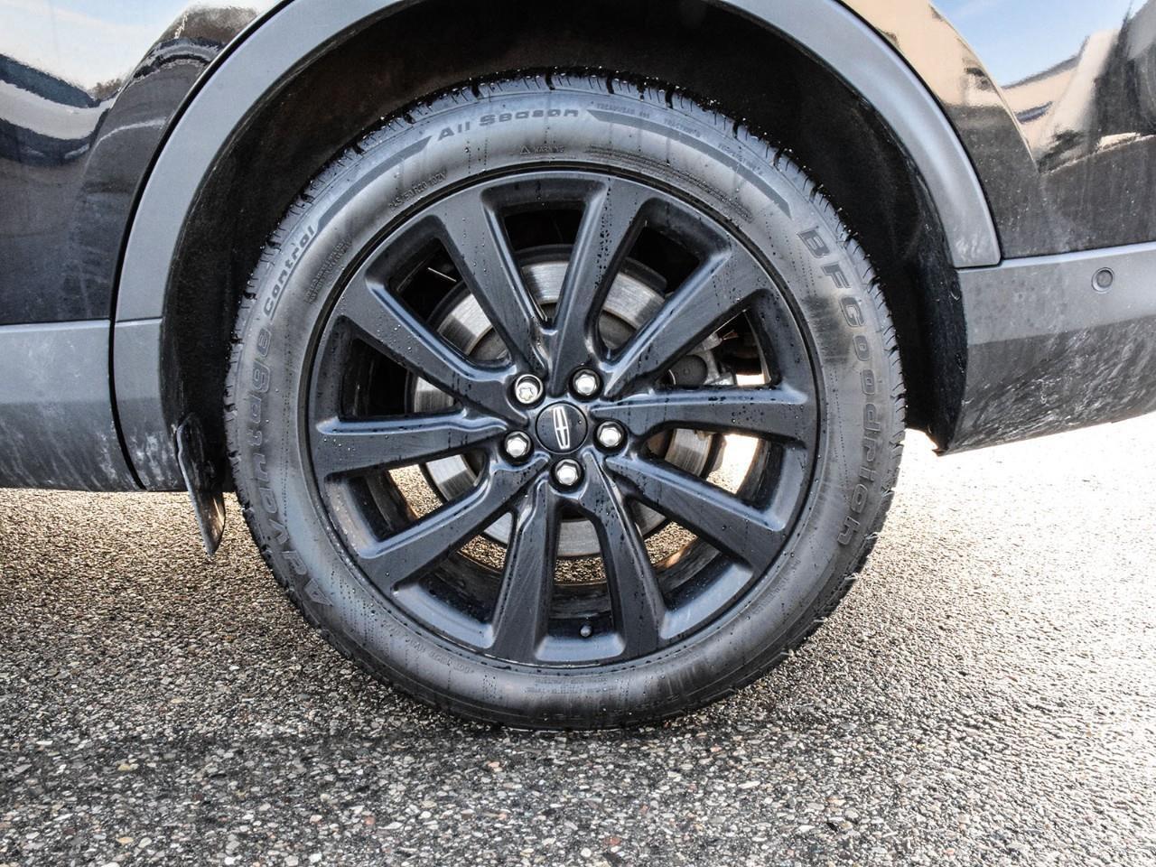 2023 Lincoln Nautilus Reserve 2.7L V6   Class II Tow Pkg   Jet Pkg Photo