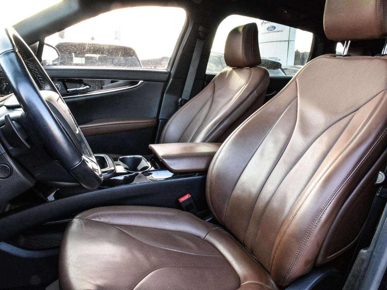 2023 Lincoln Nautilus Reserve 2.7L V6   Class II Tow Pkg   Jet Pkg Photo