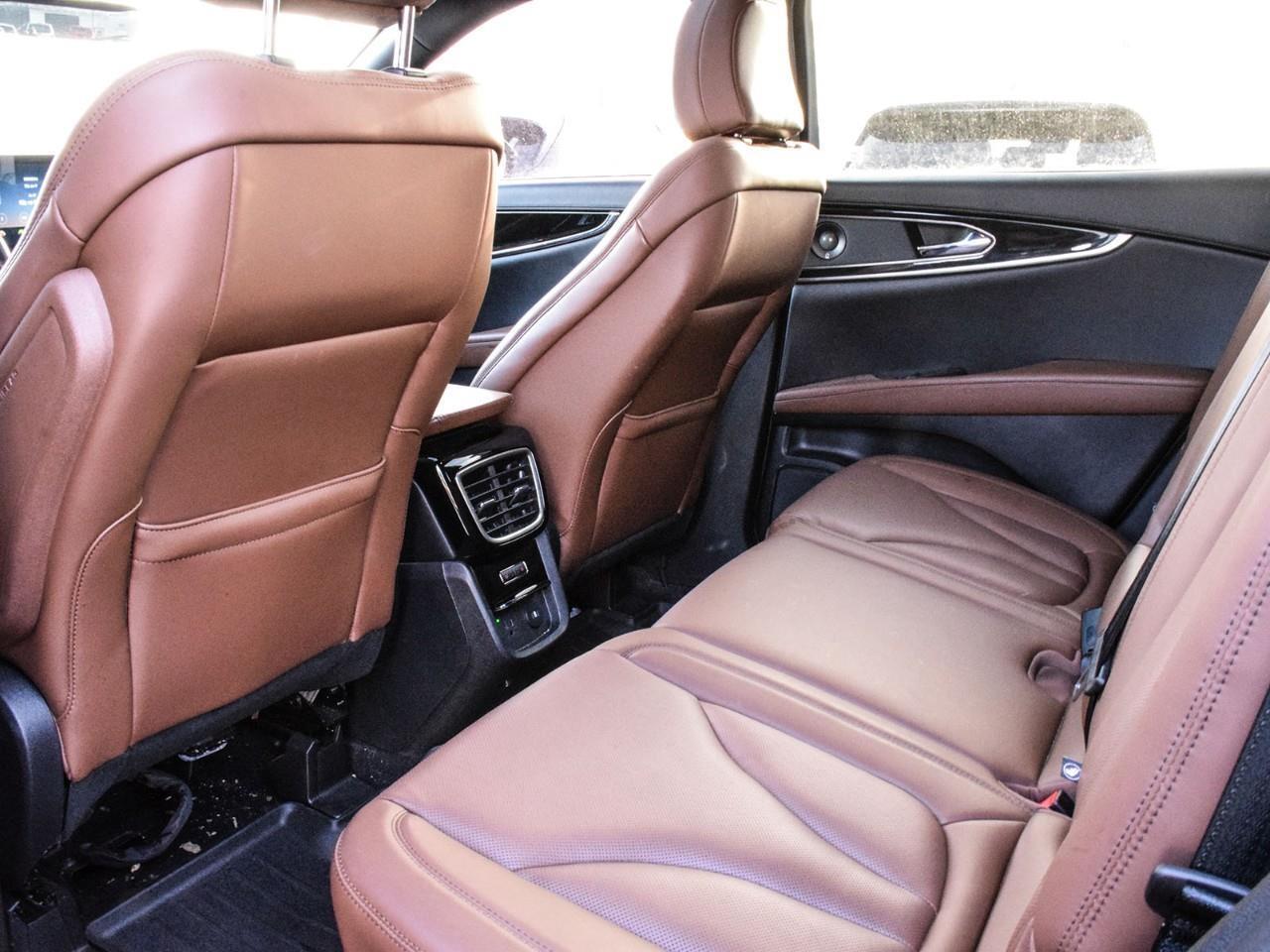 2023 Lincoln Nautilus Reserve 2.7L V6   Class II Tow Pkg   Jet Pkg Photo