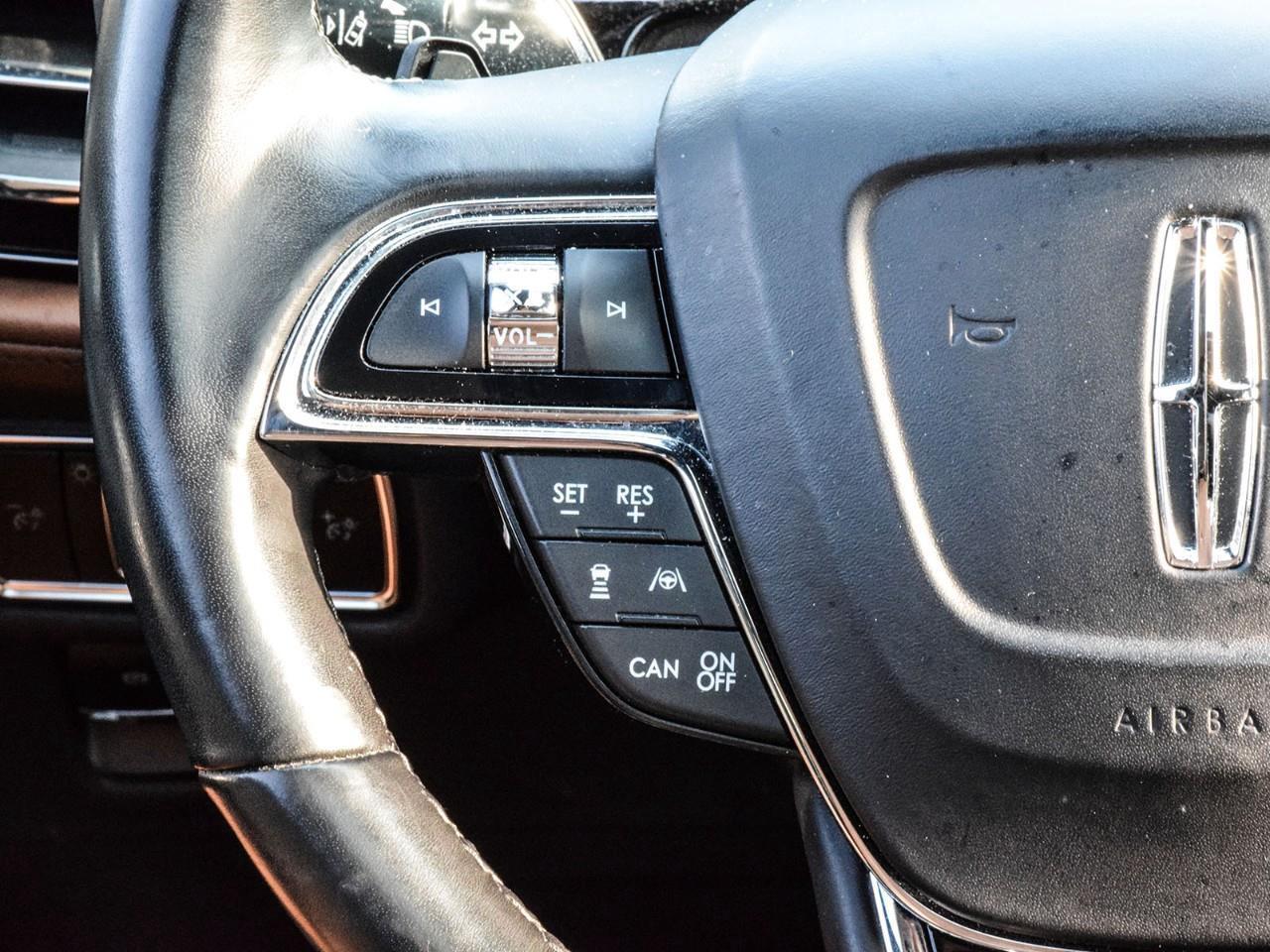 2023 Lincoln Nautilus Reserve 2.7L V6   Class II Tow Pkg   Jet Pkg Photo