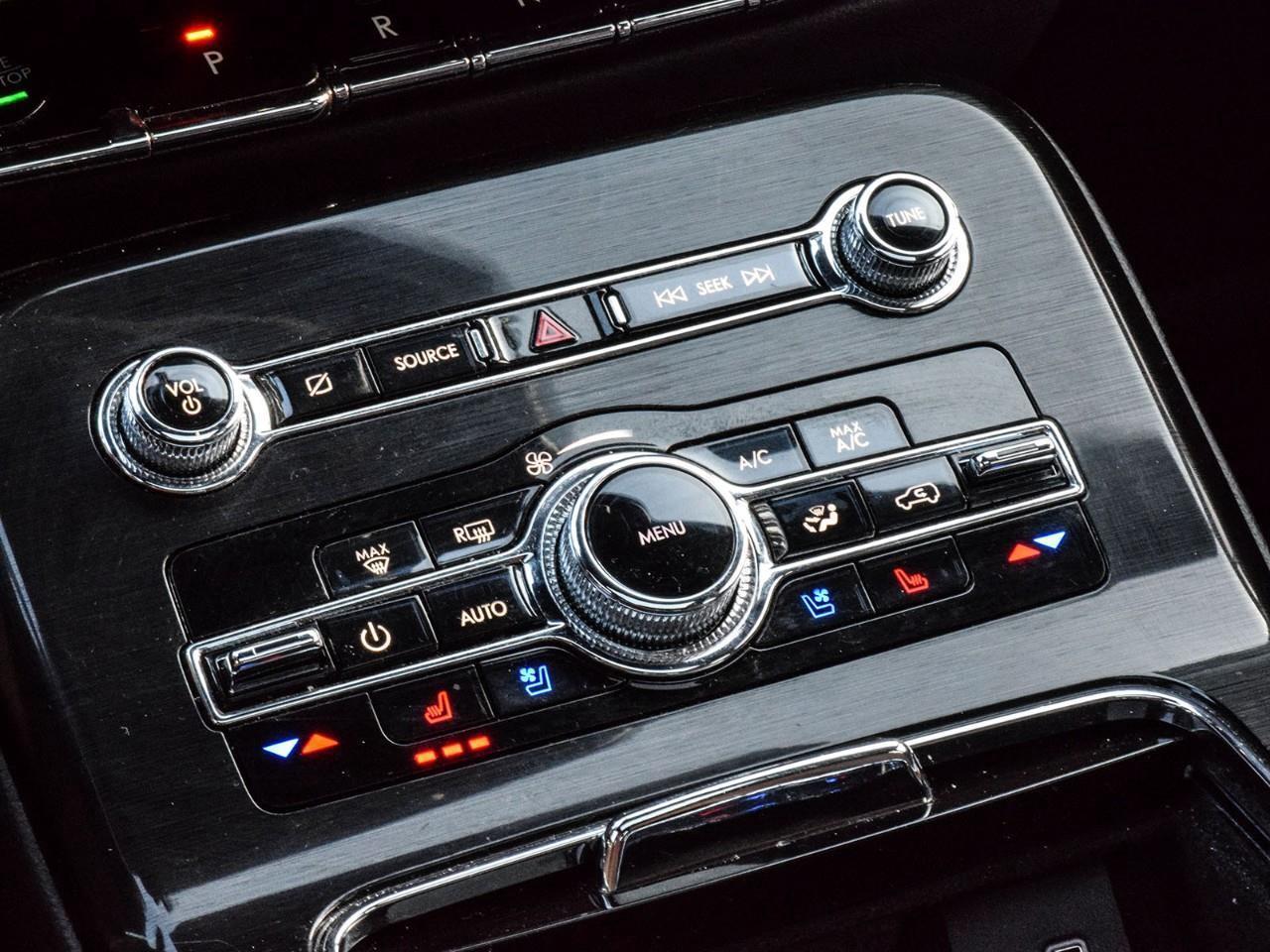 2023 Lincoln Nautilus Reserve 2.7L V6   Class II Tow Pkg   Jet Pkg Photo