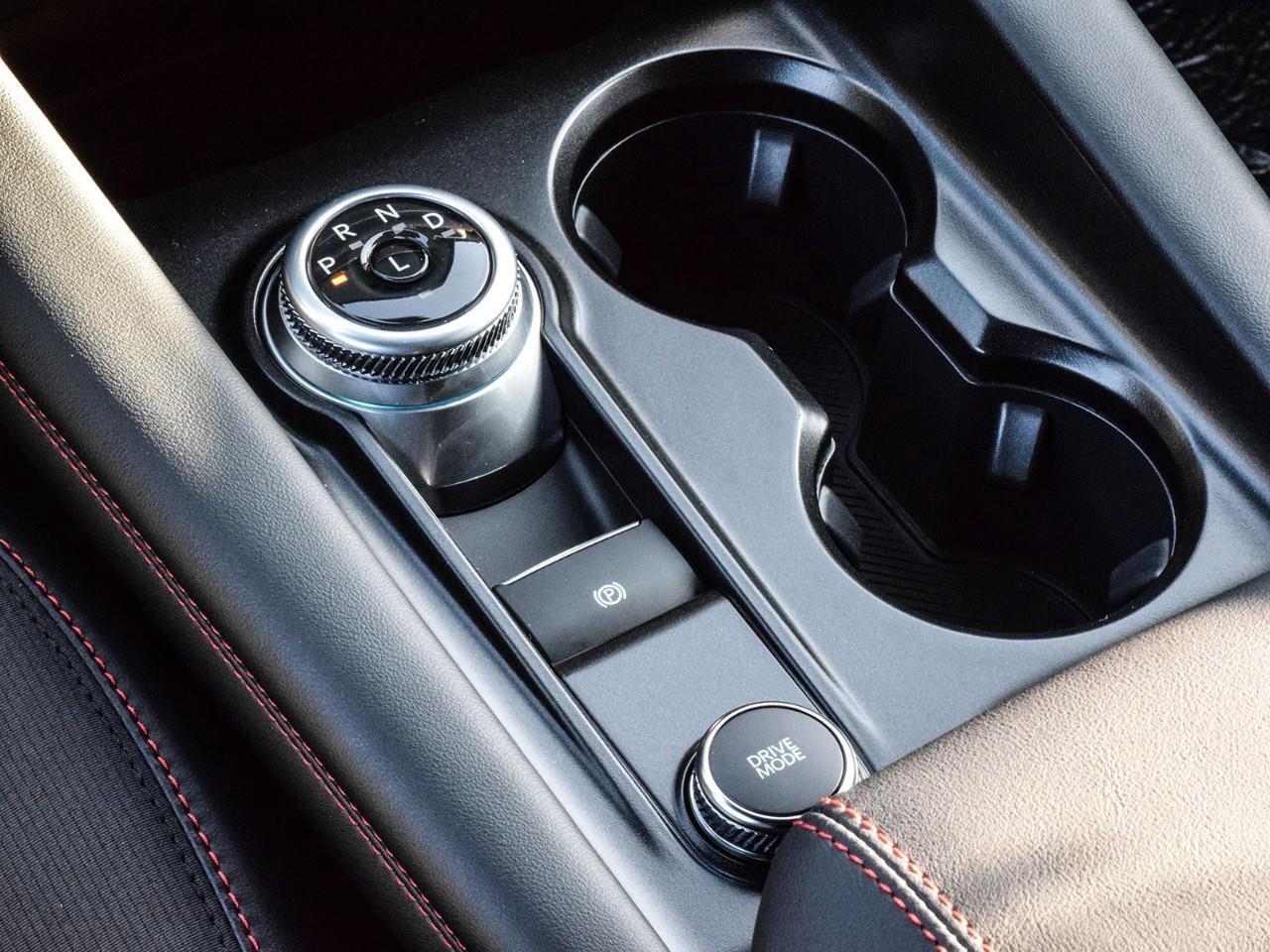 2025 Ford Explorer ST-Line Photo