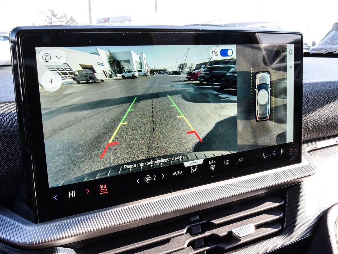 2025 Ford Explorer ST-Line Photo