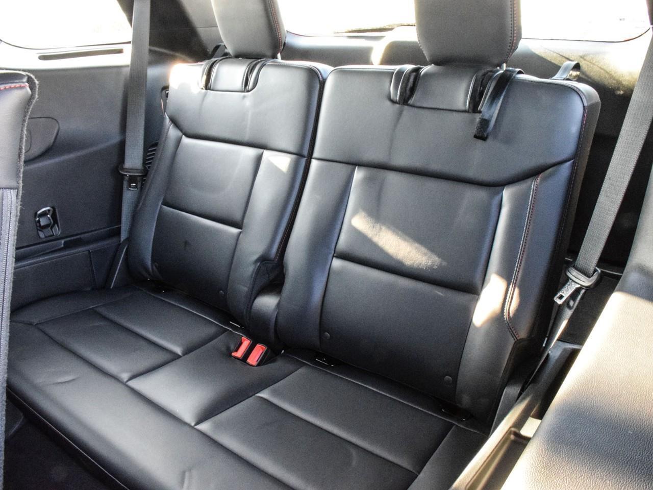 2025 Ford Explorer ST-Line Photo