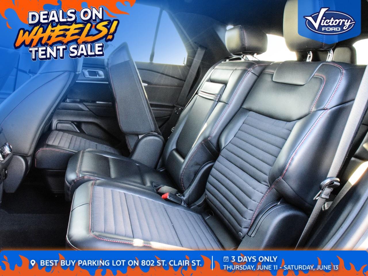 2025 Ford Explorer ST-Line 4WD Photo