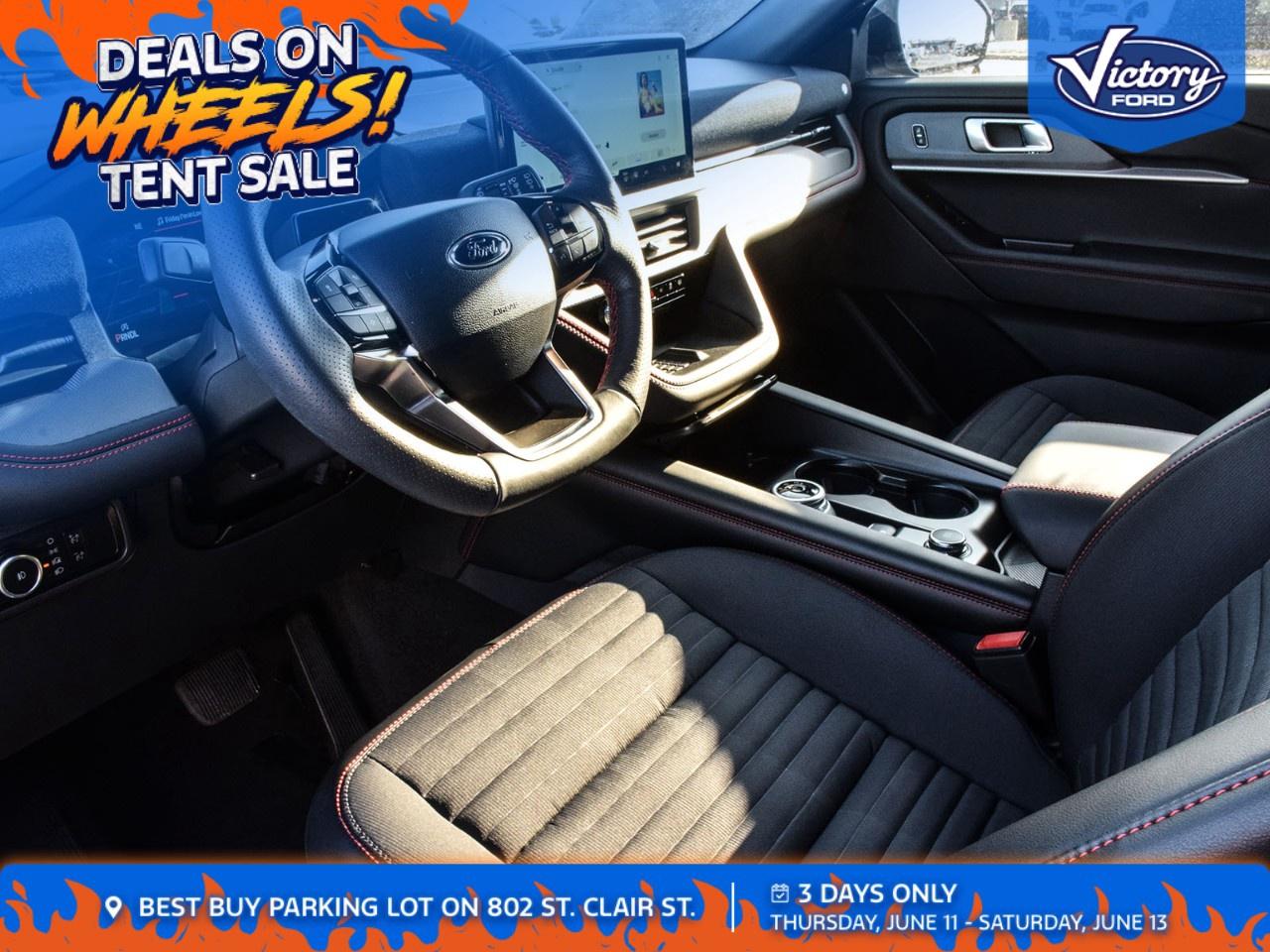 2025 Ford Explorer ST-Line 4WD Photo