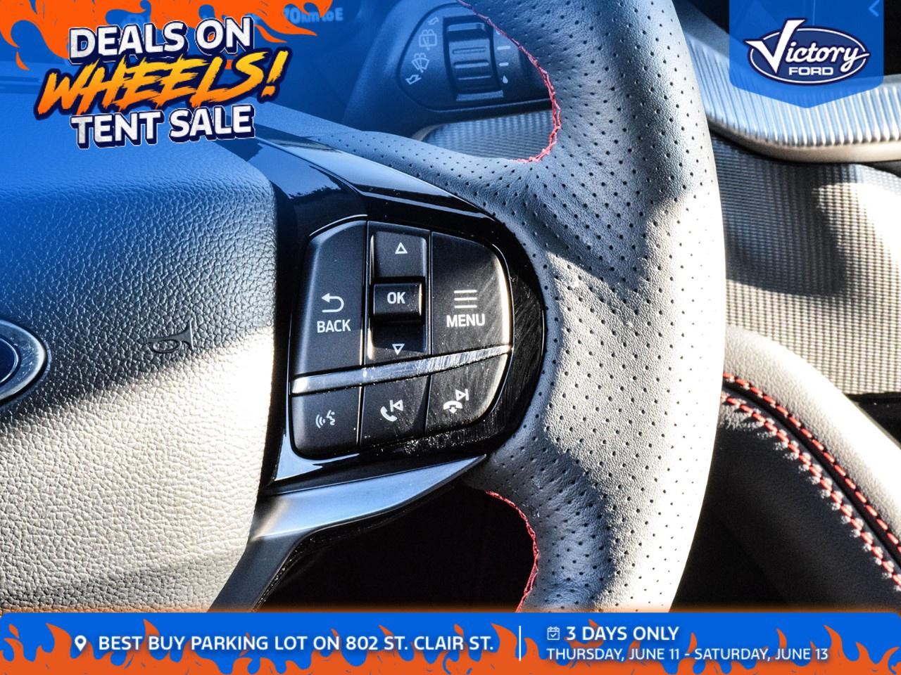 2025 Ford Explorer ST-Line 4WD Photo
