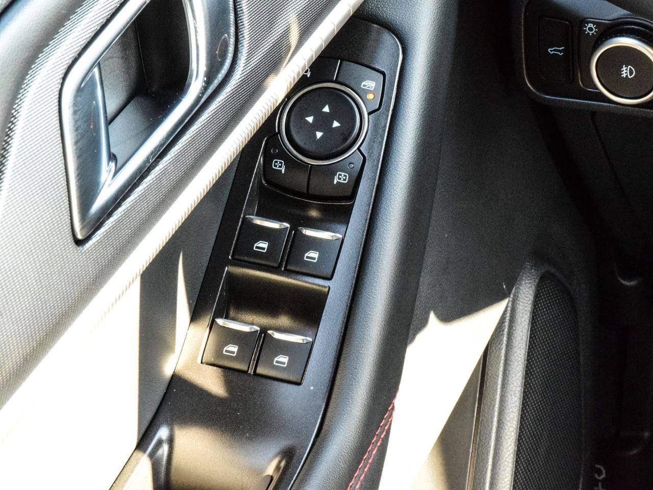 2025 Ford Explorer ST-Line 4WD Photo