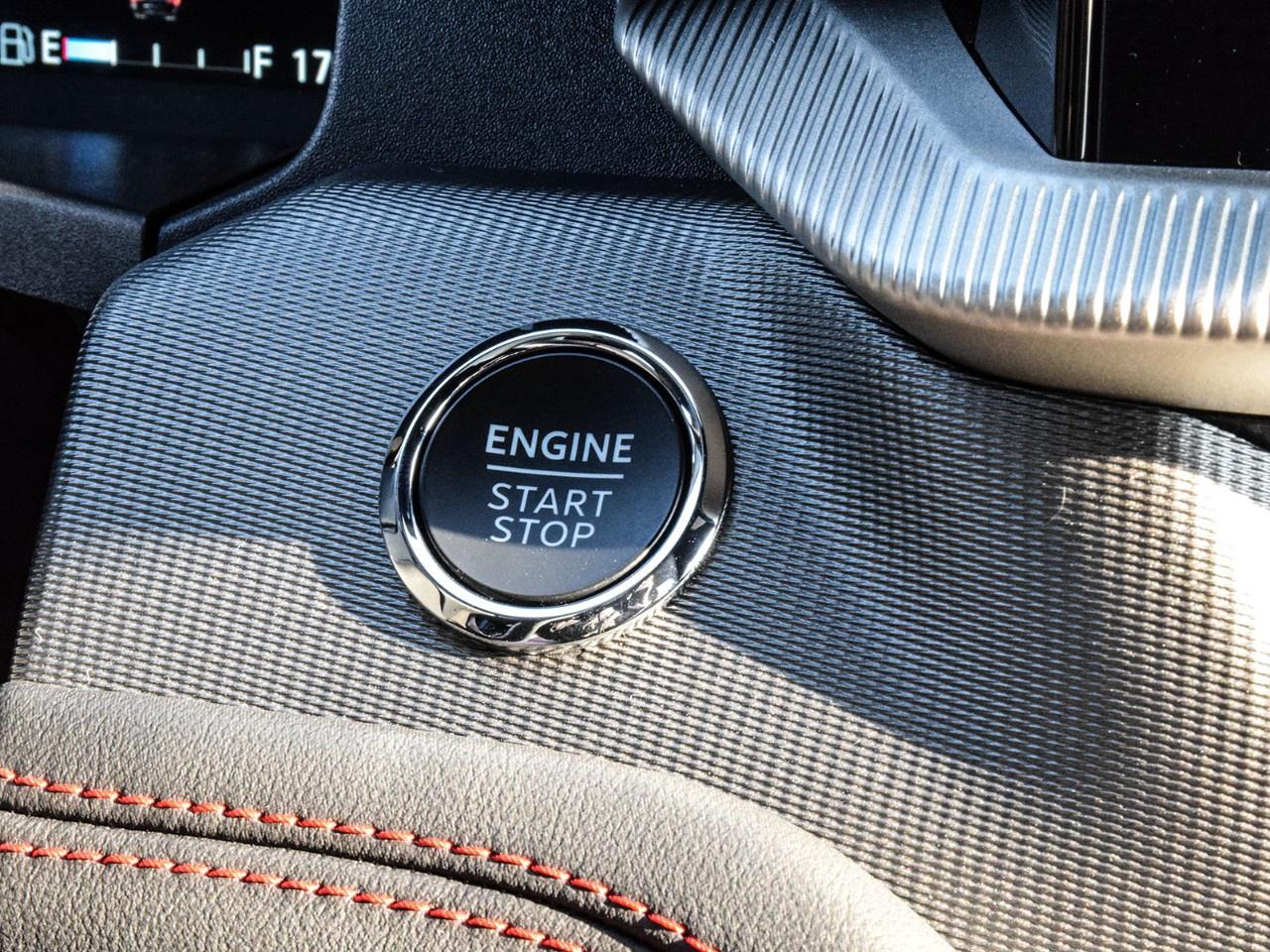 2025 Ford Explorer ST-Line 4WD Photo