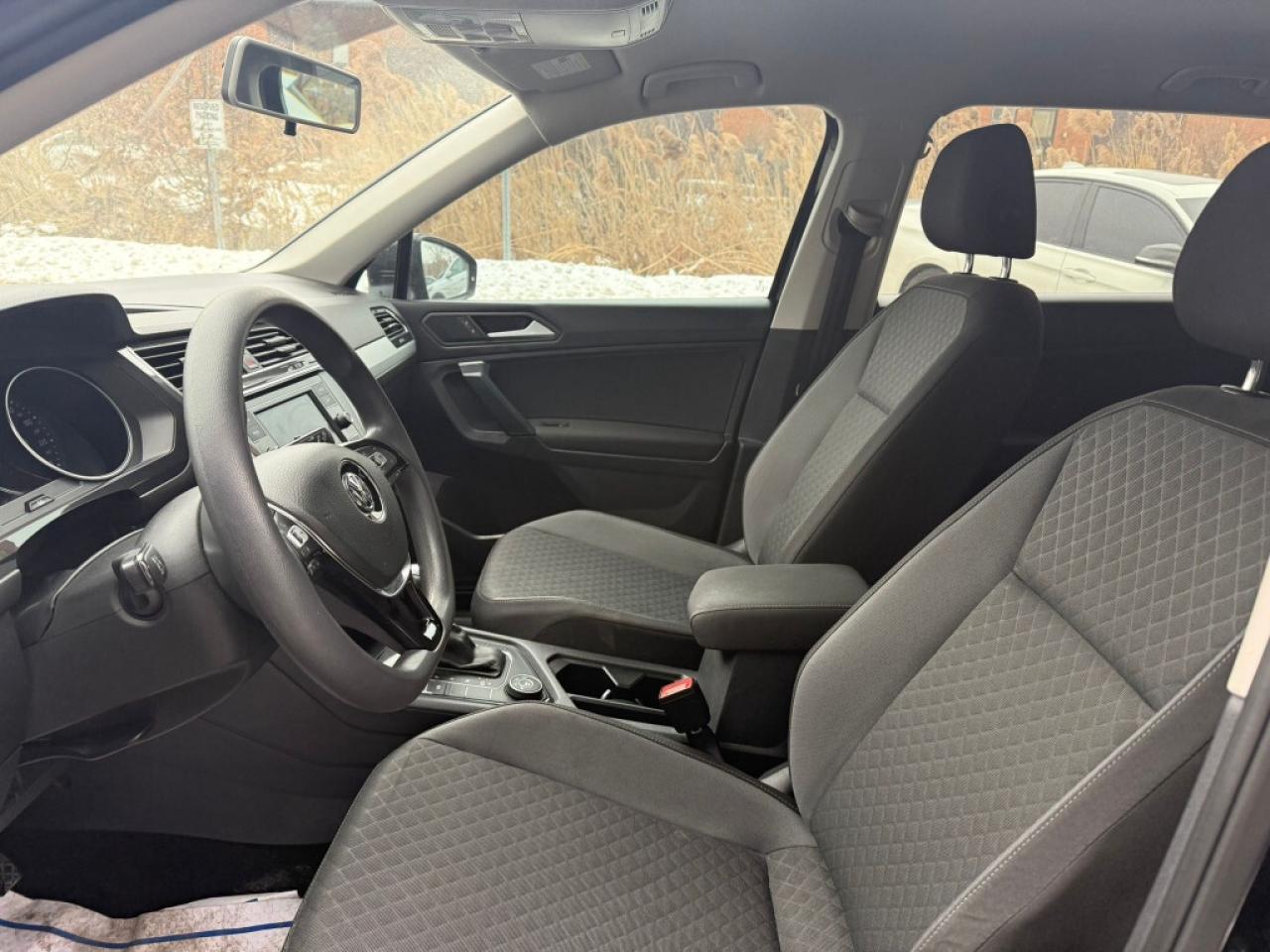 2019 Volkswagen Tiguan S 4MOTION /Clean Carfax/B Cam/ Heated Seats/ Photo