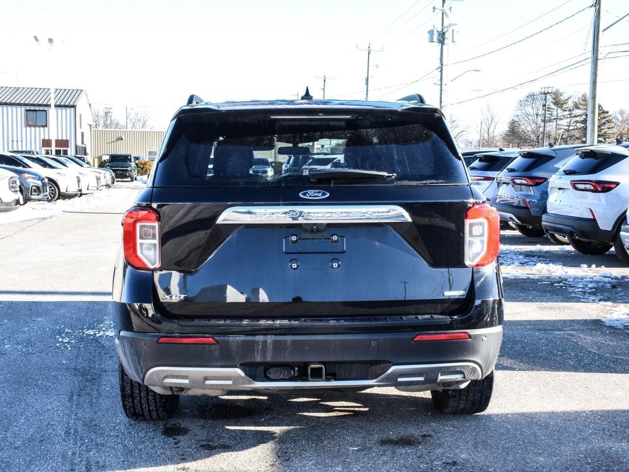 2020 Ford Explorer XLT Class II Tow   Panoroof   ACC + Lane Keep Photo4