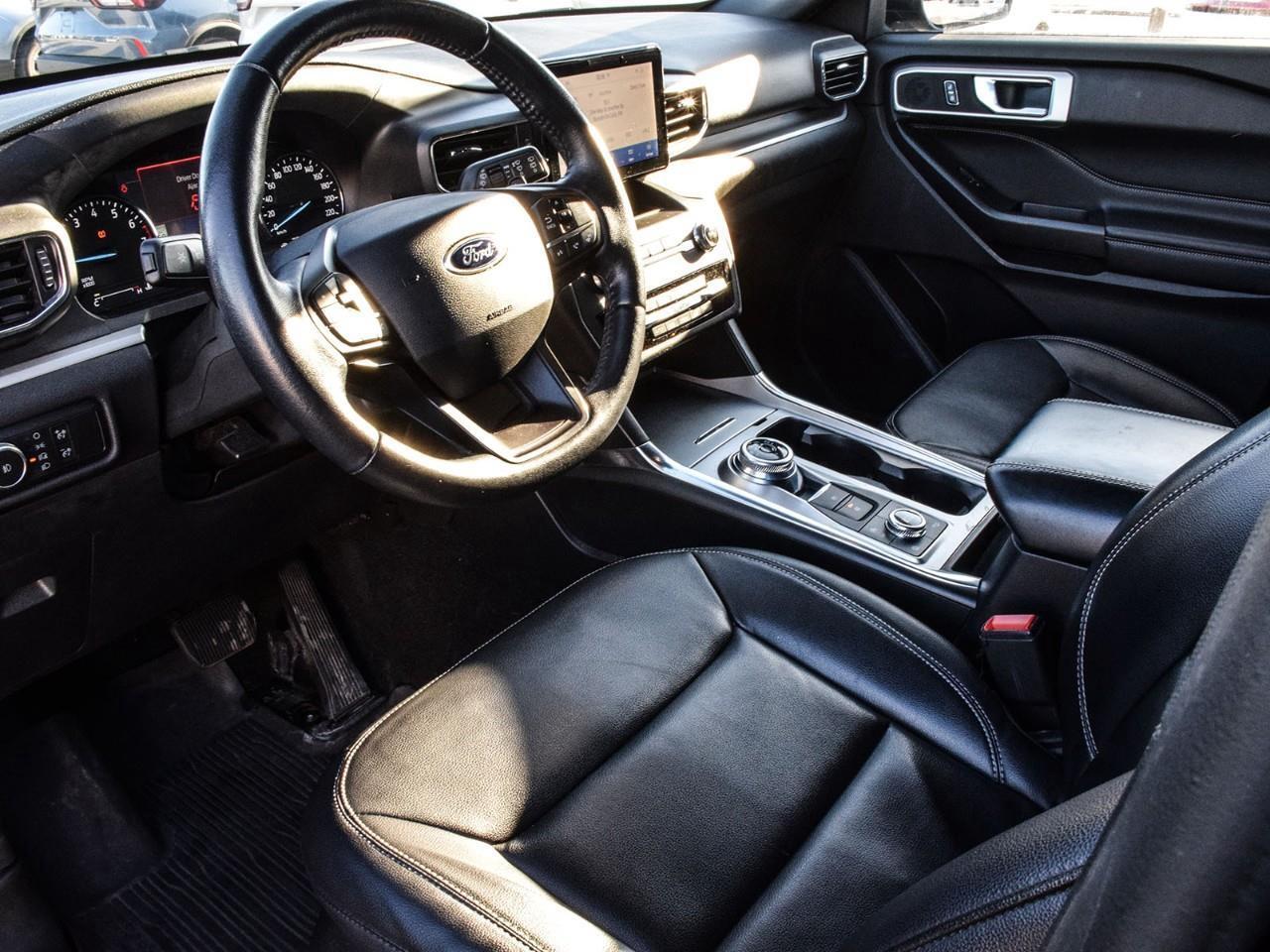 2020 Ford Explorer XLT Class II Tow   Panoroof   ACC + Lane Keep Photo