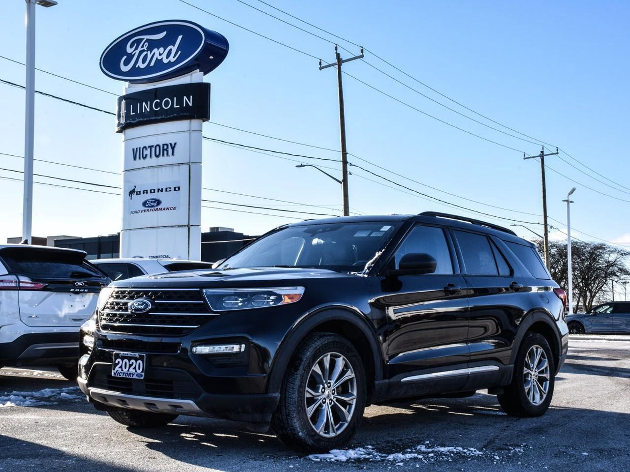 2020 Ford Explorer XLT Class II Tow   Panoroof   ACC + Lane Keep Photo