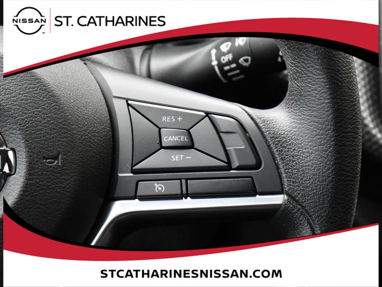 2020 Nissan Kicks S Photo