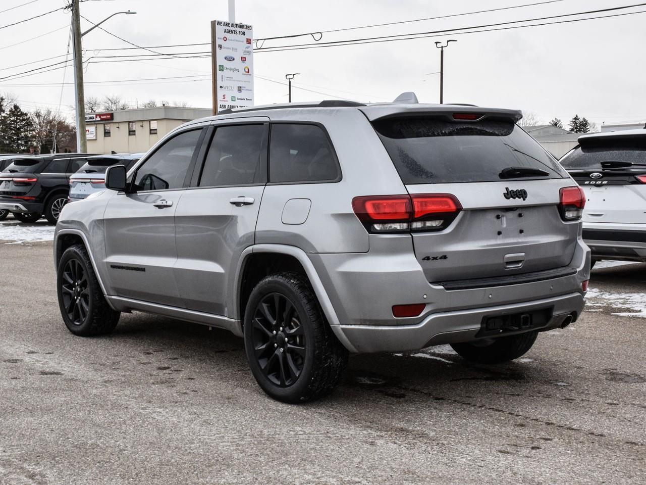 2019 Jeep Grand Cherokee Laredo Sunroof   Trailer Tow   Navigation Photo